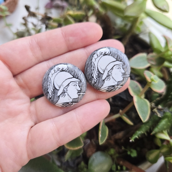 Vintage Roman Greek Soldier Warrior Spartan Cuff Links